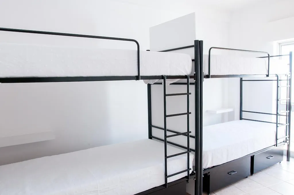 Stork Hostel Olhão Portugal